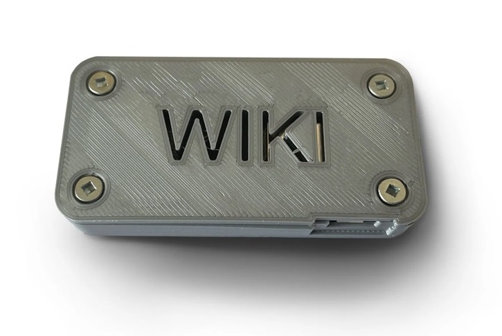WIKI Internet-in-a-Box: Raspberry Pi Zero 2 W in a gray case